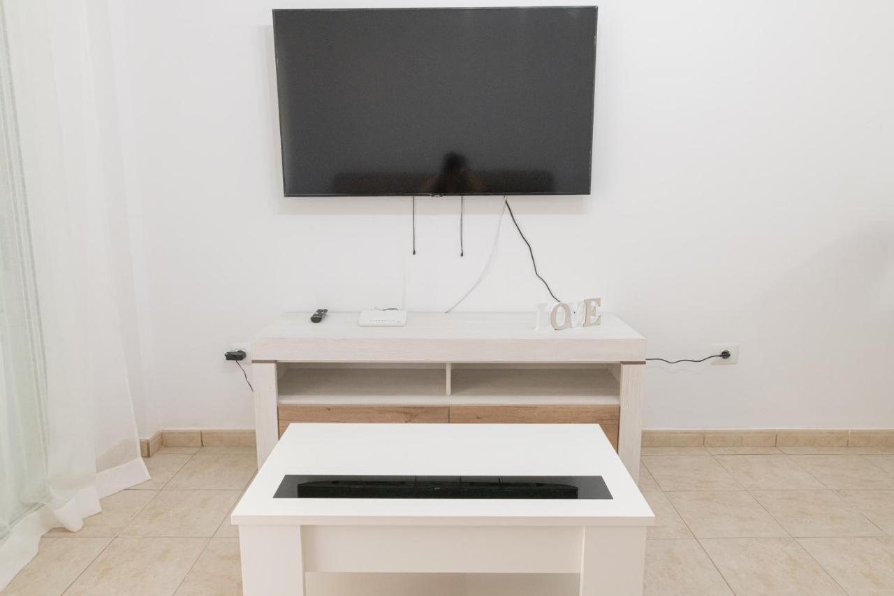 Iki White Playa La Arena Apartman Puerto de Santiago  Kültér fotó