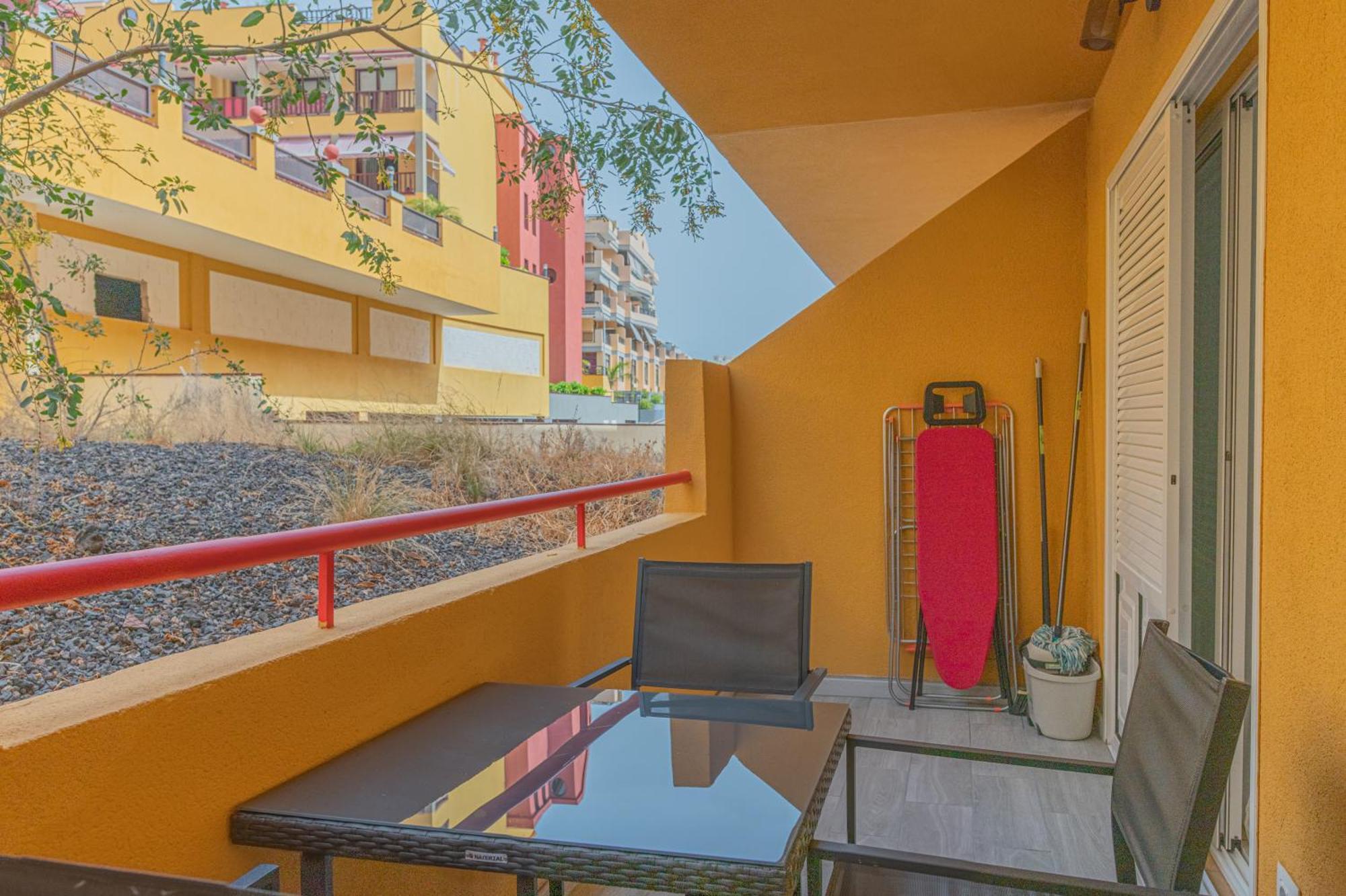 Iki White Playa La Arena Apartman Puerto de Santiago  Kültér fotó