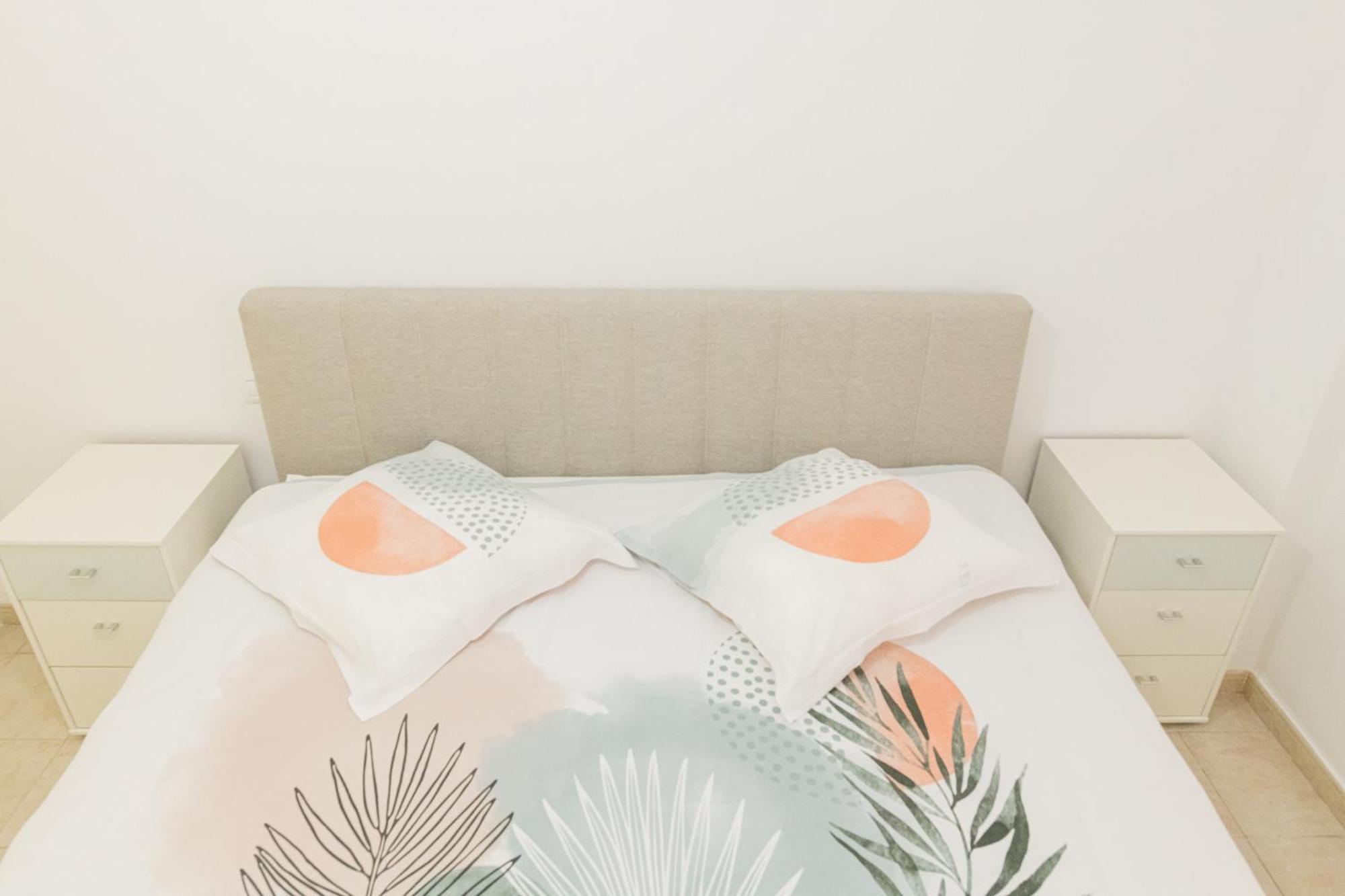 Iki White Playa La Arena Apartman Puerto de Santiago  Kültér fotó
