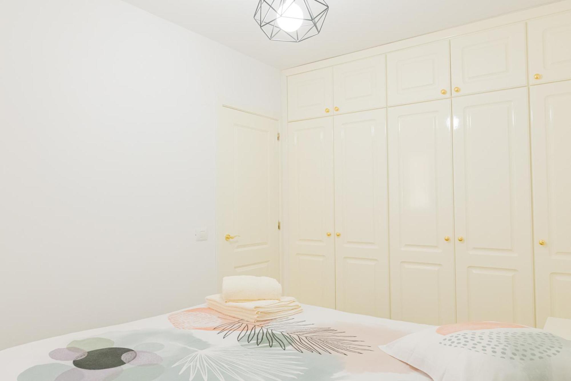 Iki White Playa La Arena Apartman Puerto de Santiago  Kültér fotó