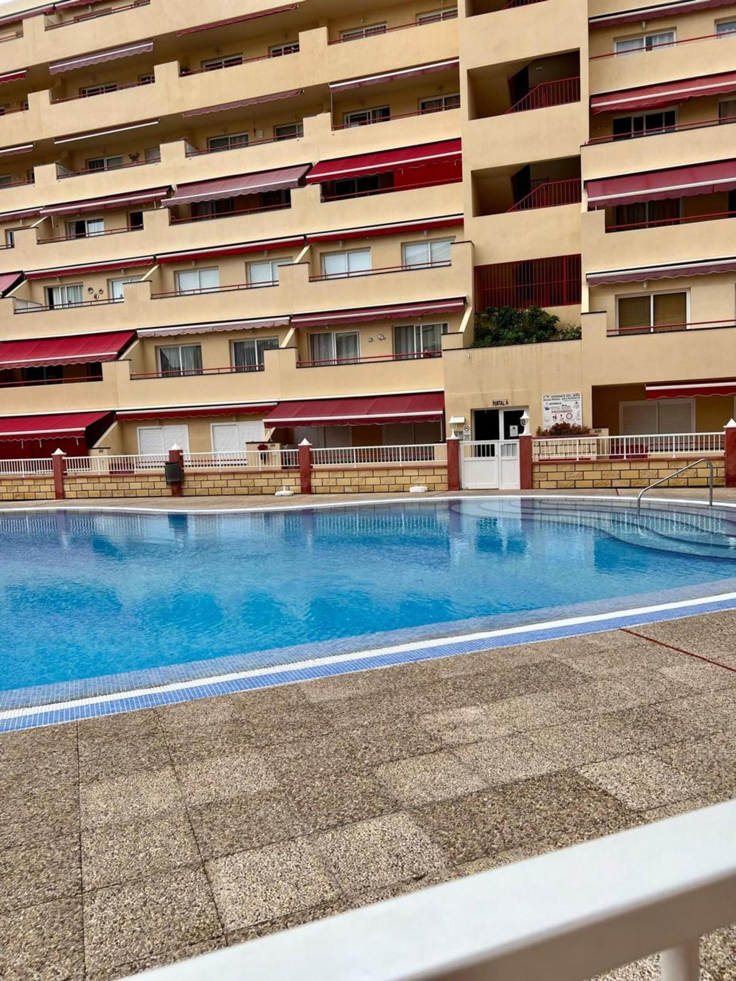 Iki White Playa La Arena Apartman Puerto de Santiago  Kültér fotó
